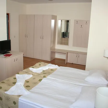 Aparthotel Serena