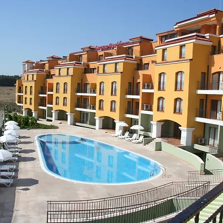 Aparthotel Serena 3*